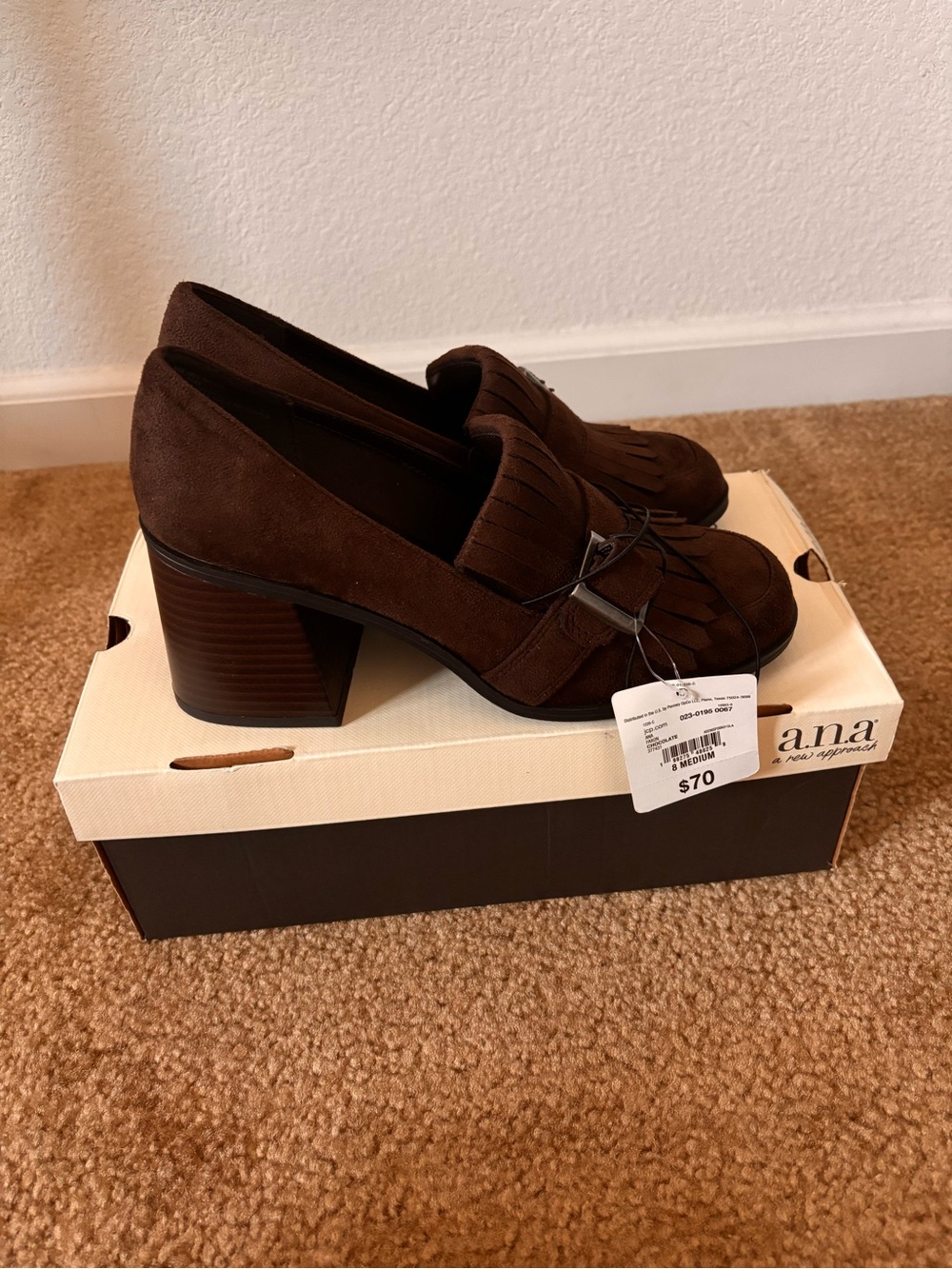 a.n.a Faxon chocolate brown loafers women’s size 8